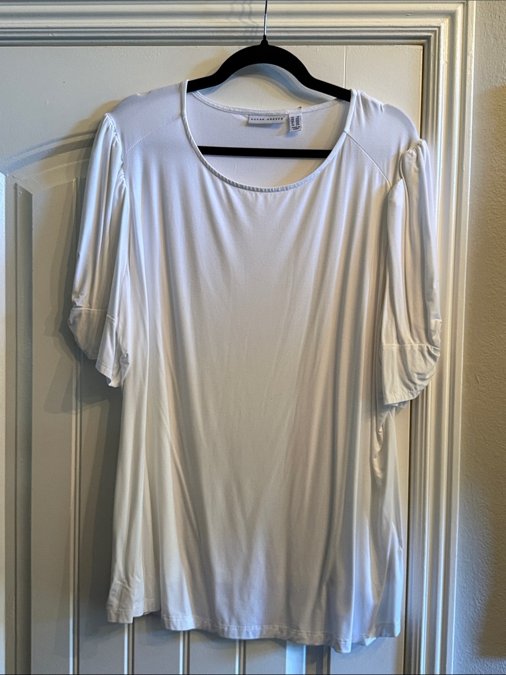 Susan Graver White Scoop Neck Short Sleeve Top